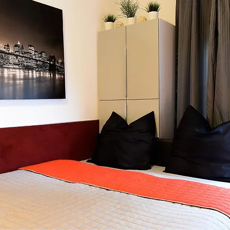 Haus-gronau-appartement-fewo-a * Bergisch Gladbach